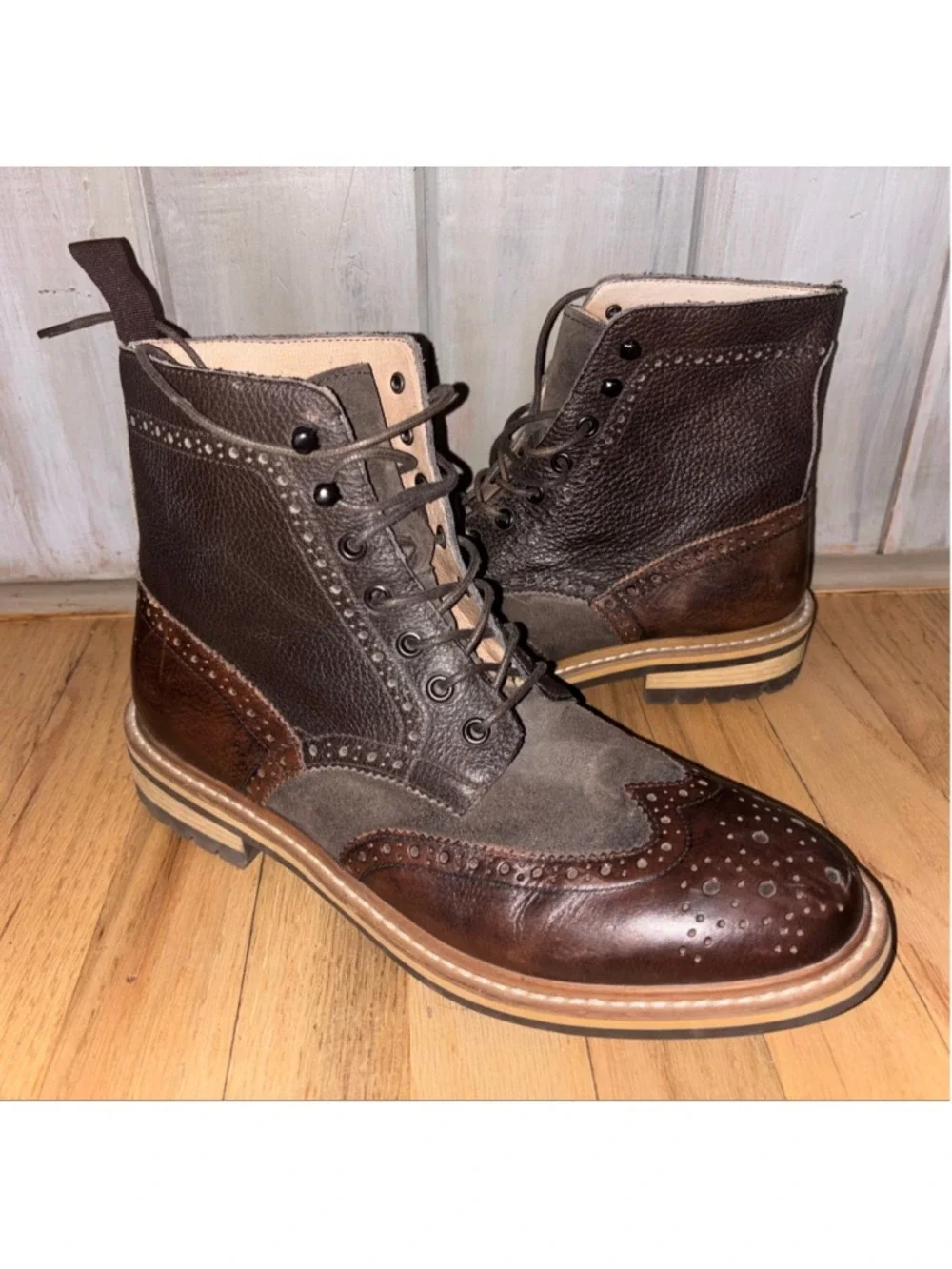 1901 Aberdeen Brogue Distressed Leather Wingtip Rugged Boots Mens 9.5M MSRP $198